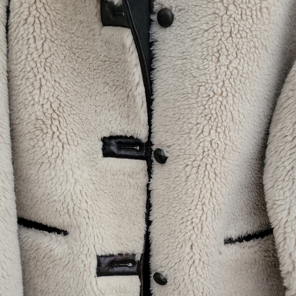 SHERPA & VEGAN LEATHER TRIM JACKET/GAP/CREAM - Picture 13 of 13